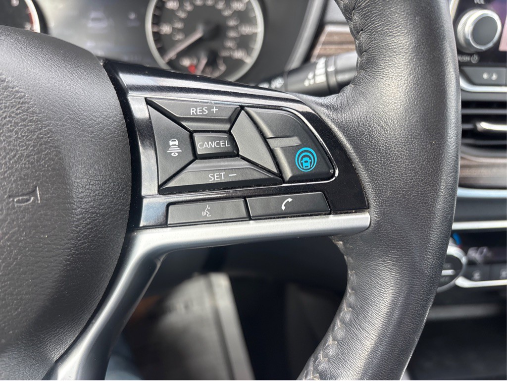 2020 Nissan Altima Image 10