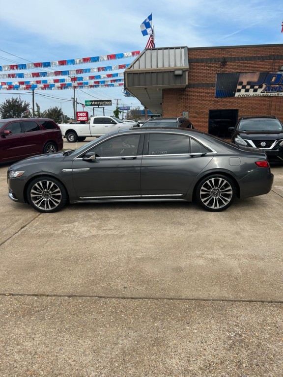 2017 Lincoln Continental Image 7