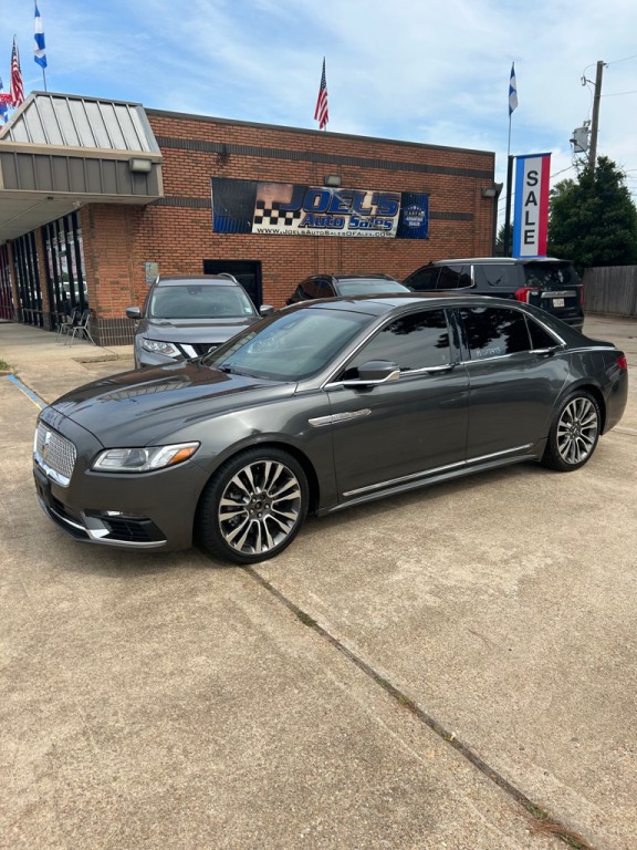 2017 Lincoln Continental Image 14