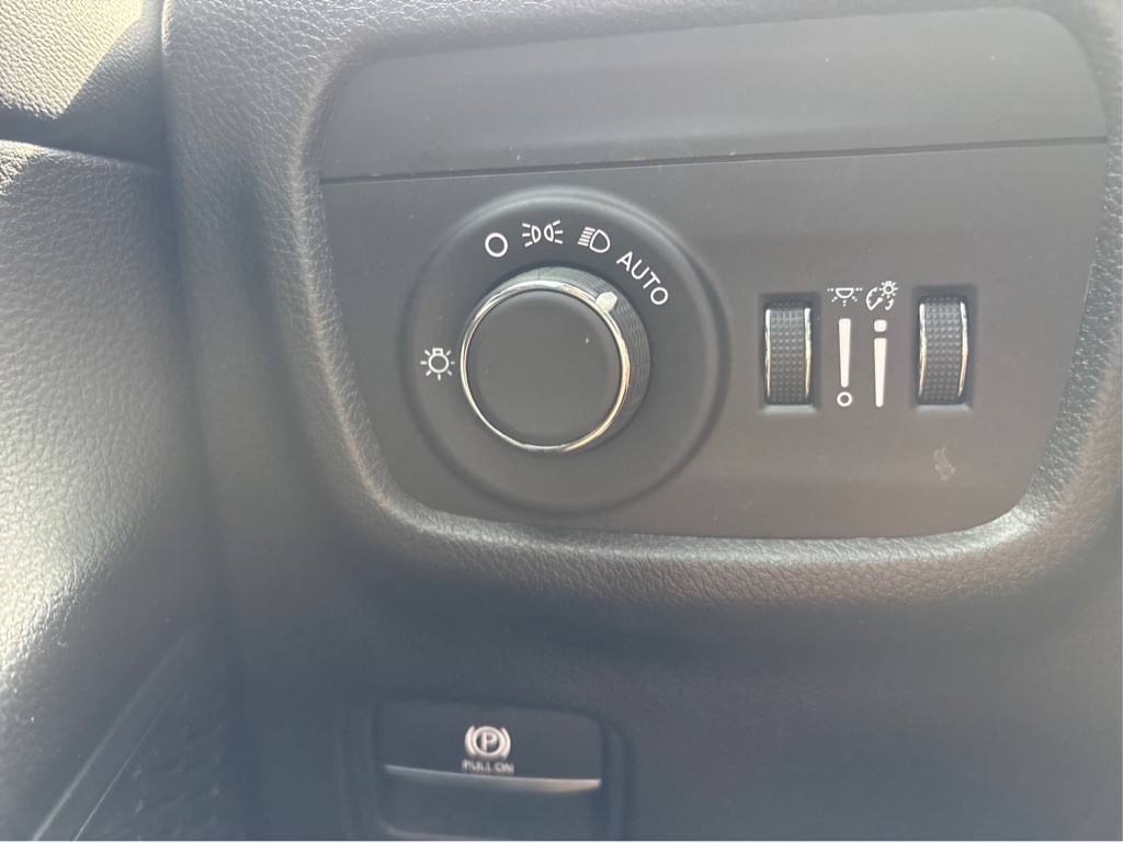 2023 Jeep Grand Cherokee Image 17