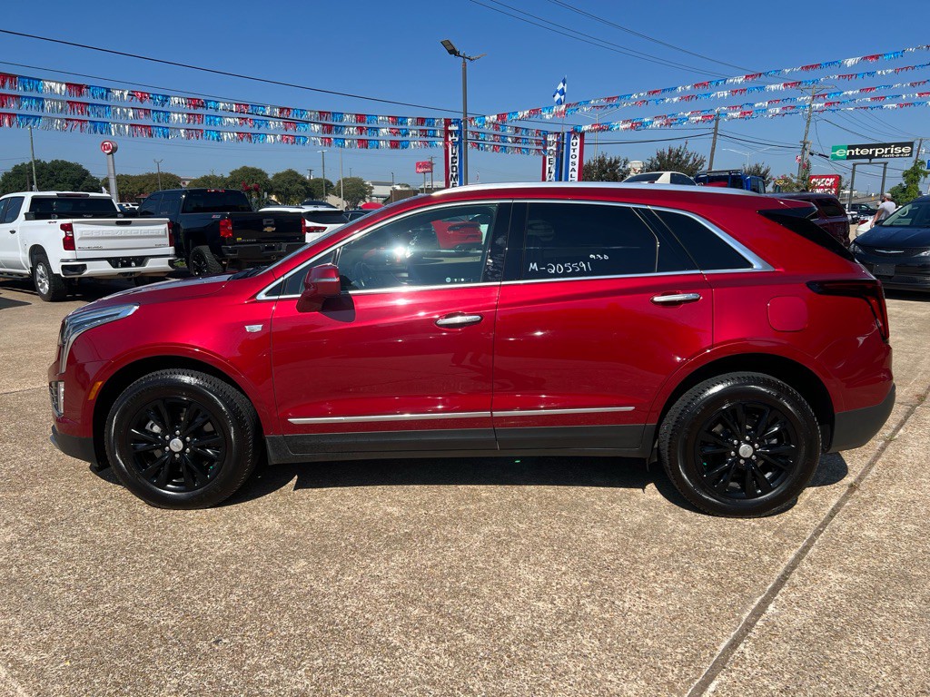 2020 Cadillac XT5 Image 2