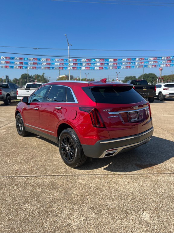 2020 Cadillac XT5 Image 3