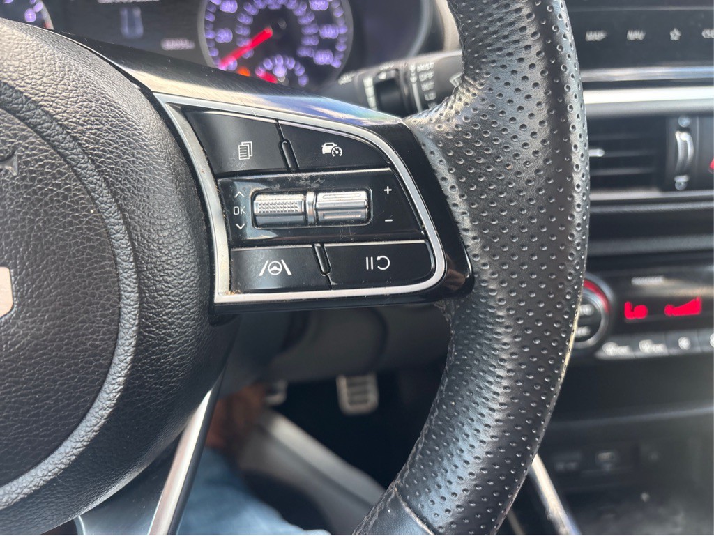 2023 Kia Forte Image 21