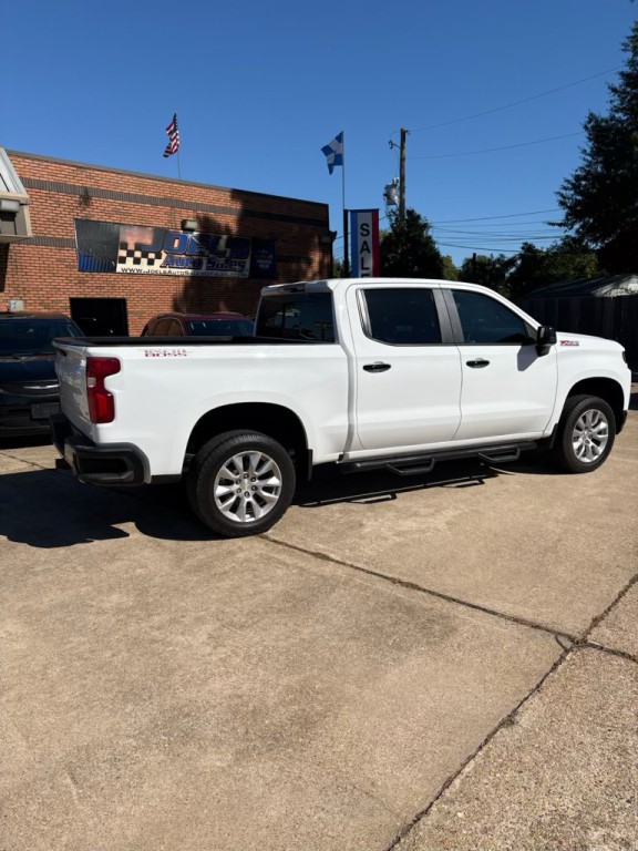 2019 Chevrolet Silverado 1500 Image 2
