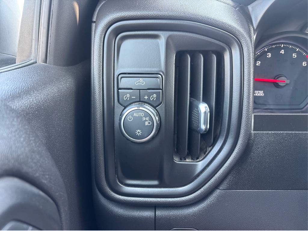2021 Chevrolet Silverado 1500 Image 16