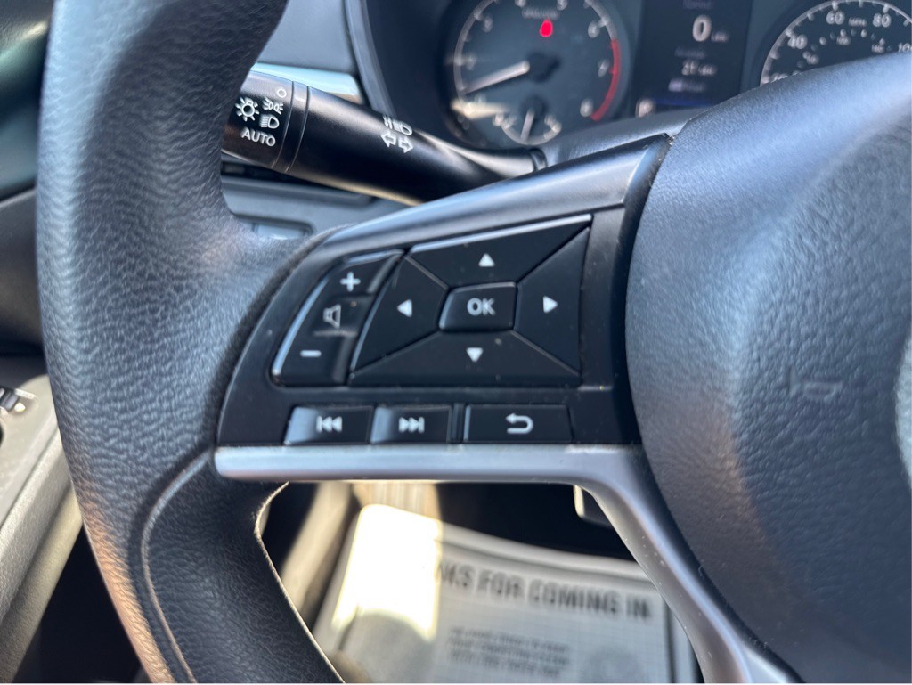 2022 Nissan Altima Image 18