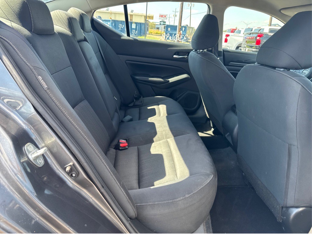 2022 Nissan Altima Image 20