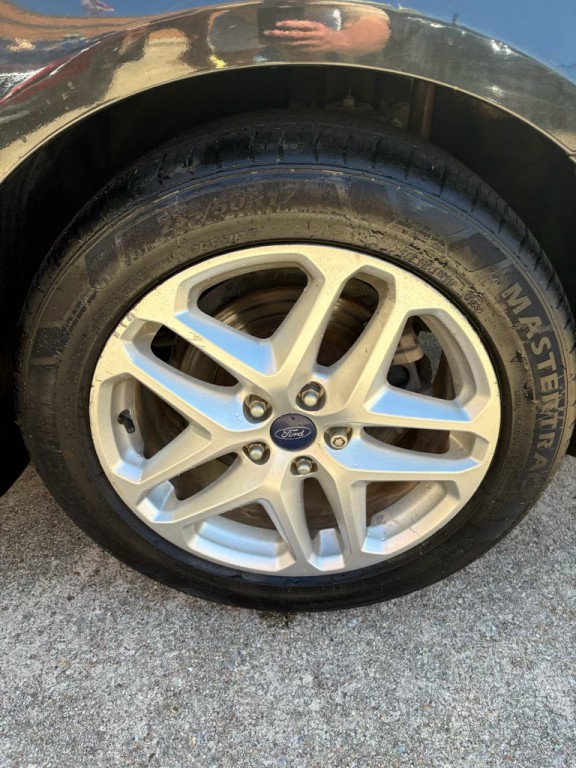 2013 Ford Fusion Image 16