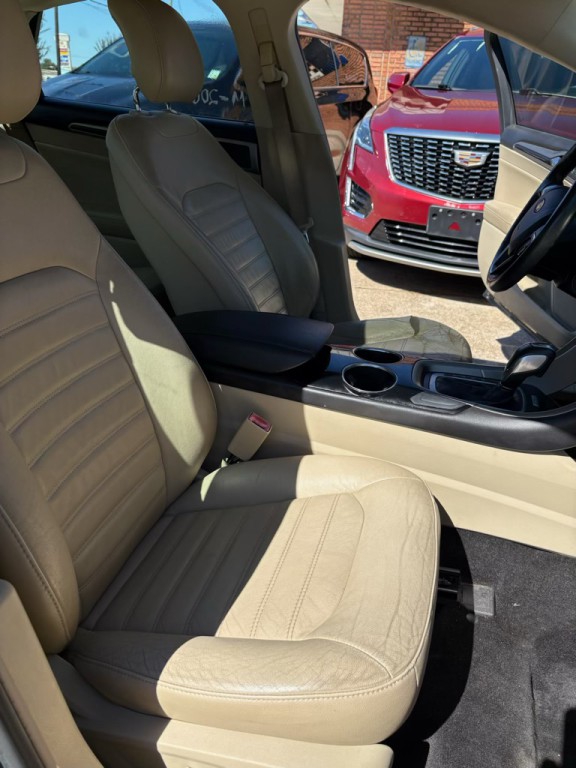 2013 Ford Fusion Image 17