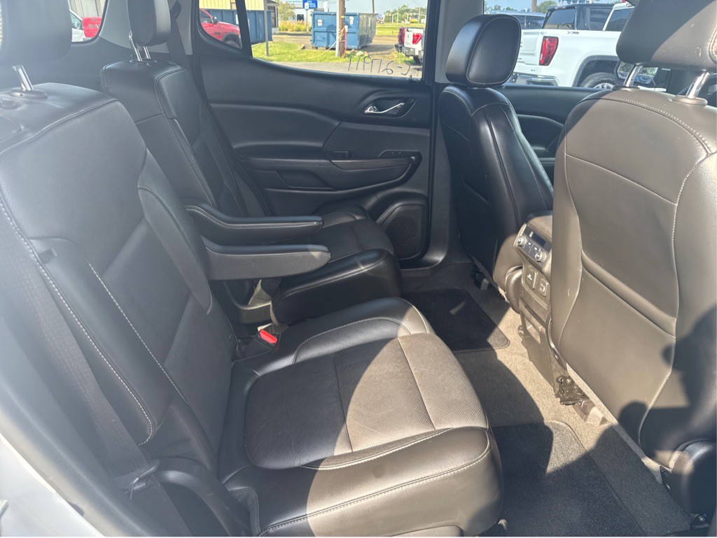 2018 GMC Acadia Image 17