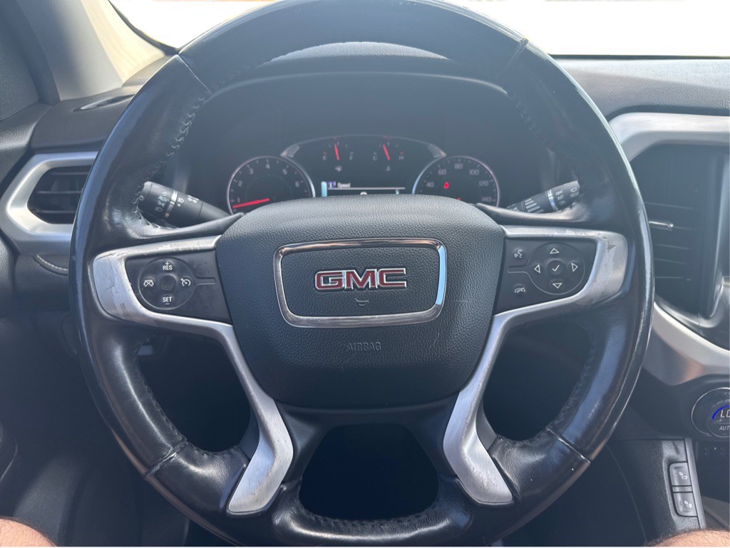 2018 GMC Acadia Image 21