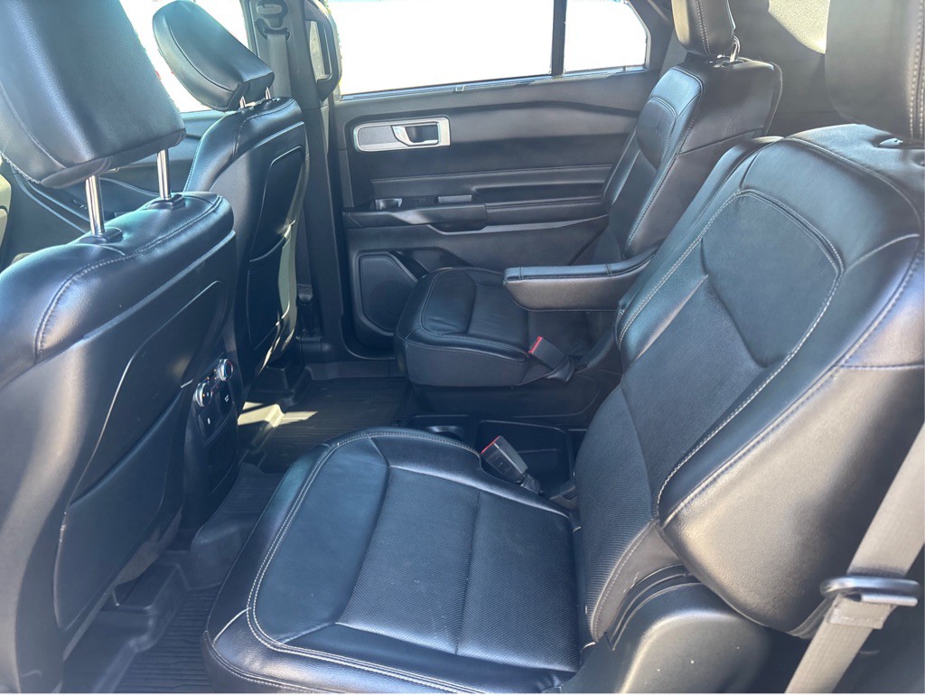 2020 Ford Explorer Image 10