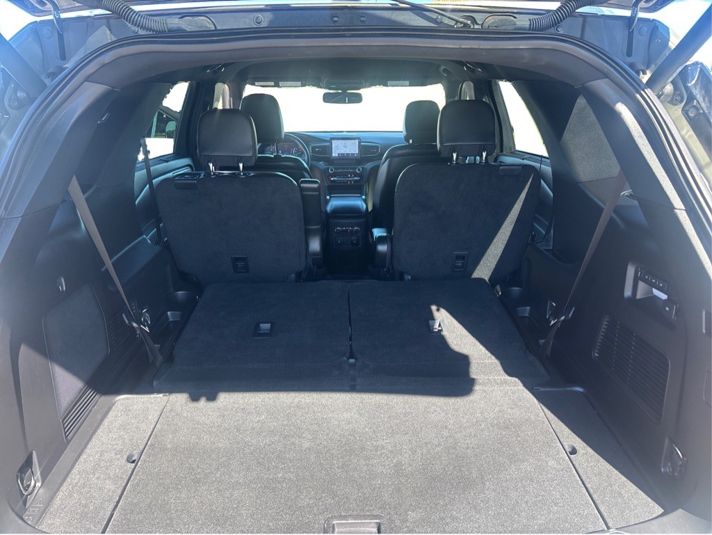 2020 Ford Explorer Image 16