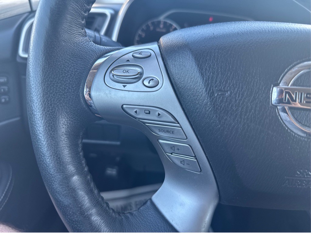 2018 Nissan Murano Image 16