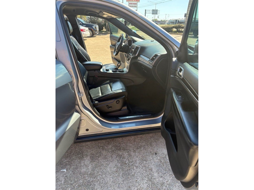 2018 Jeep Grand Cherokee Image 14