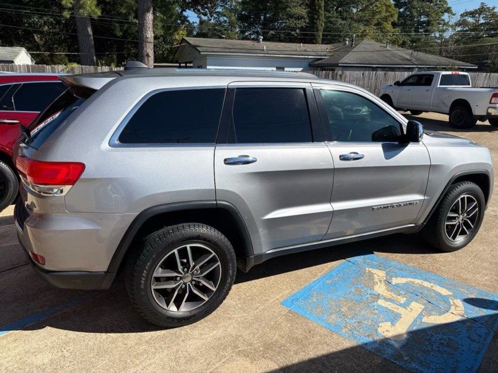 2018 Jeep Grand Cherokee Image 19