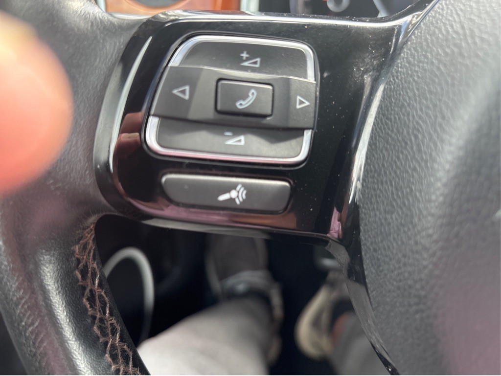 2013 Volkswagen Beetle Image 19