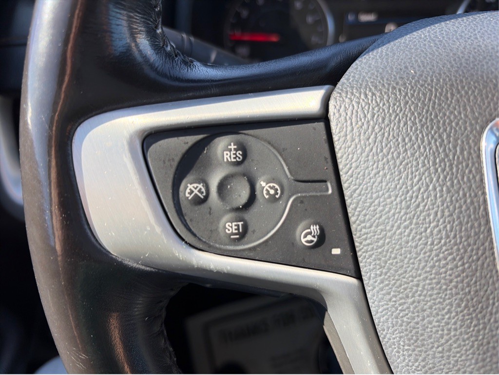 2013 Volkswagen Beetle Image 24