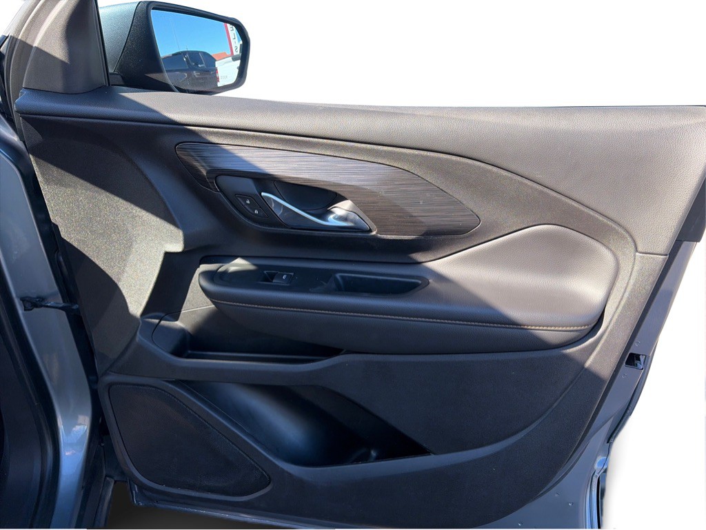 2013 Volkswagen Beetle Image 28