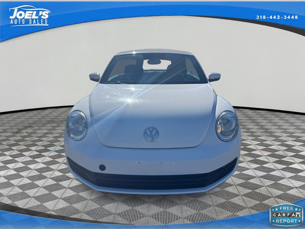 2013 Volkswagen Beetle Image 8