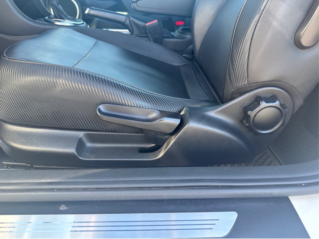 2013 Volkswagen Beetle Image 22