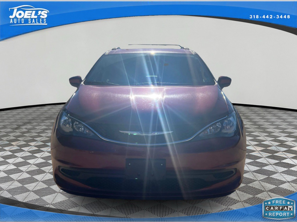 2021 Chrysler Voyager Image 6