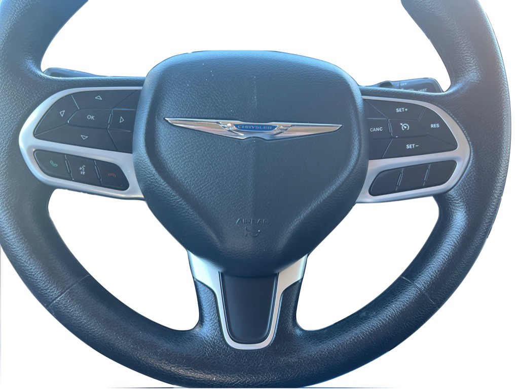 2021 Chrysler Voyager Image 10