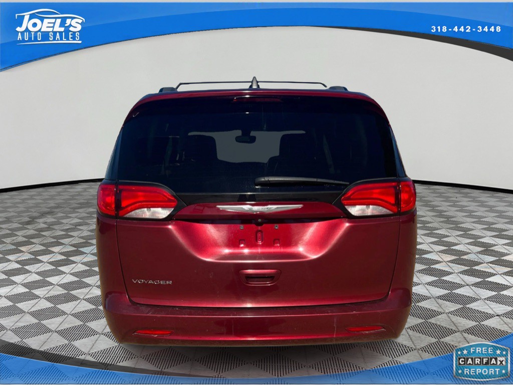 2021 Chrysler Voyager Image 11