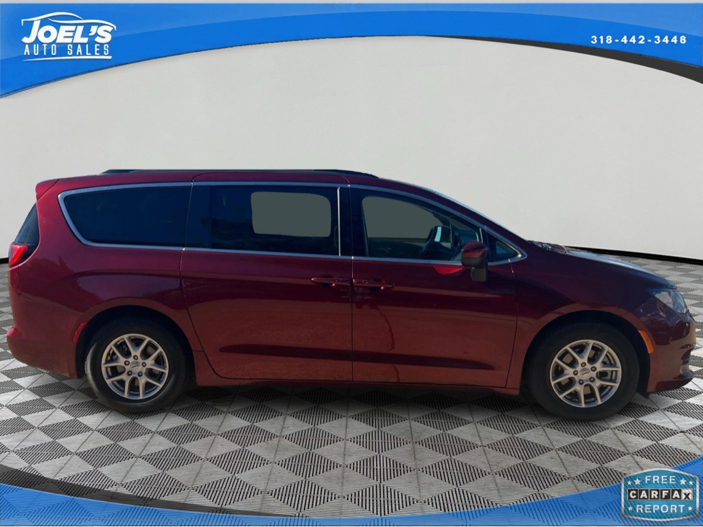 2021 Chrysler Voyager Image 12