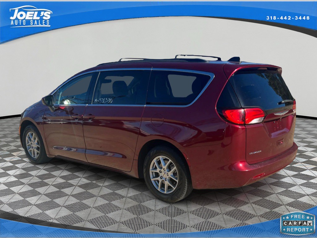 2021 Chrysler Voyager Image 15