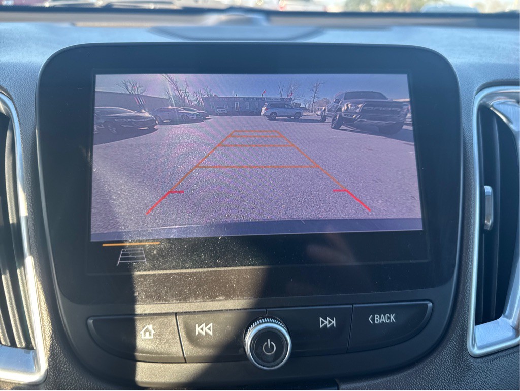 2020 Chevrolet Malibu Image 14