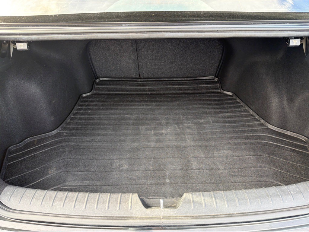 2020 Kia Optima Image 9