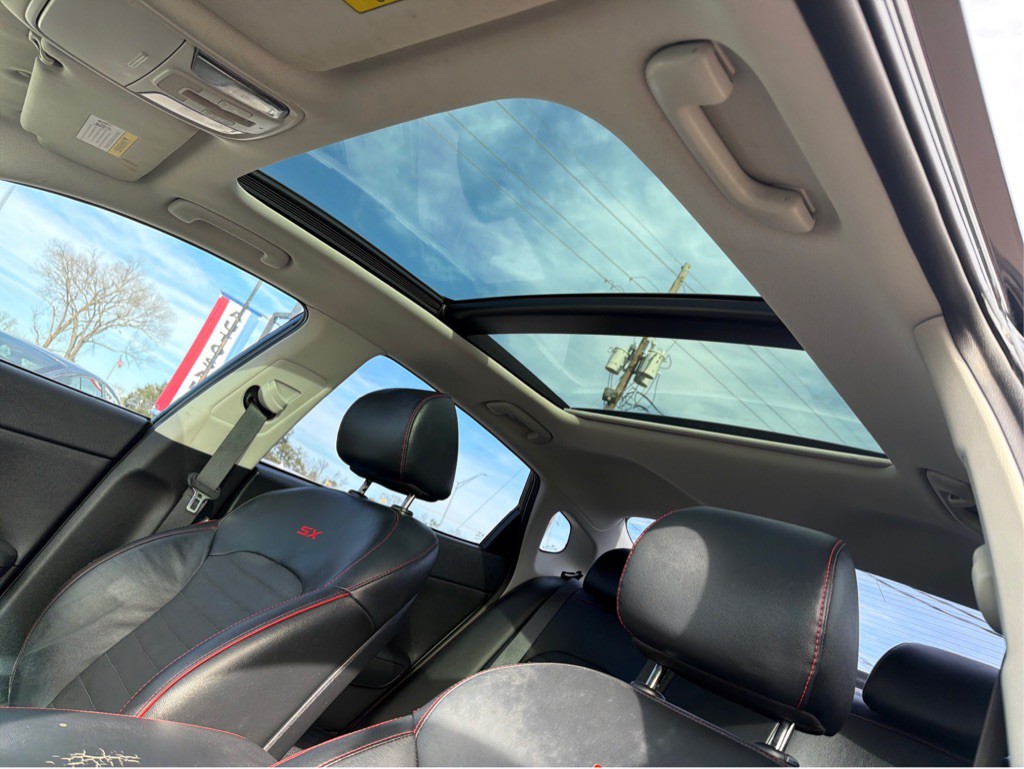 2020 Kia Optima Image 13