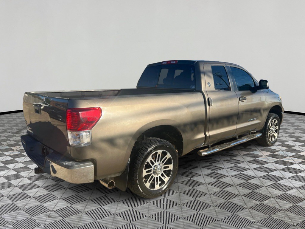 2013 Toyota Tundra Image 2