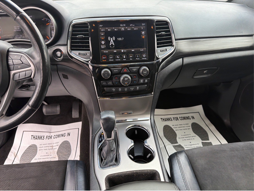 2022 Jeep Grand Cherokee Image 12