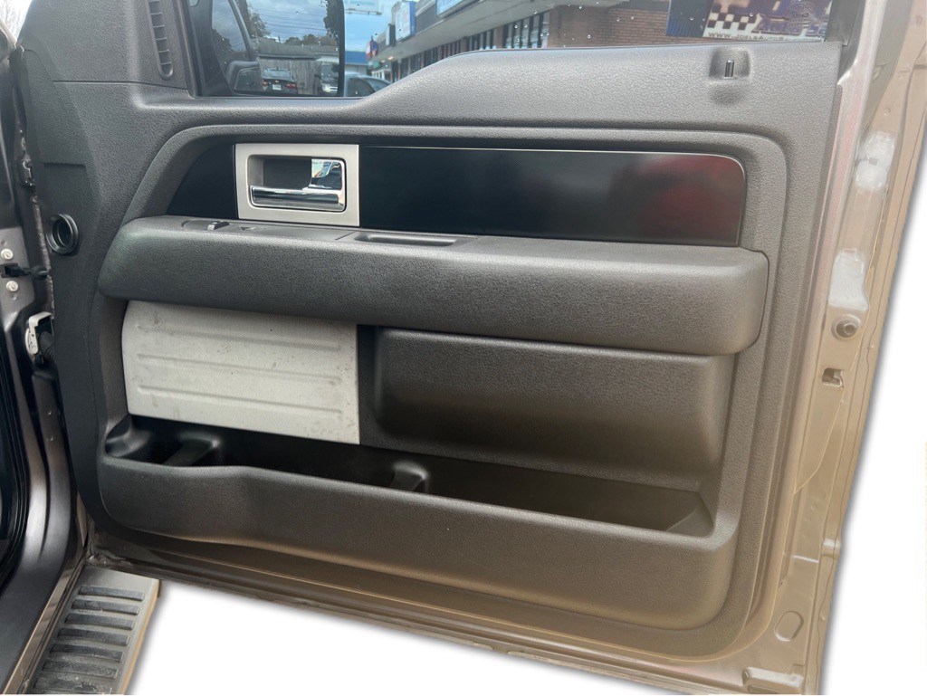 2012 Ford F-150 Image 24