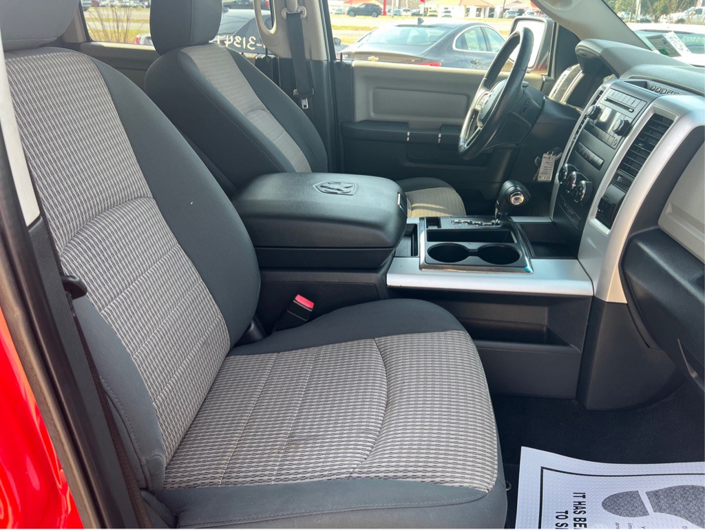 2012 Dodge Ram 1500 Image 12