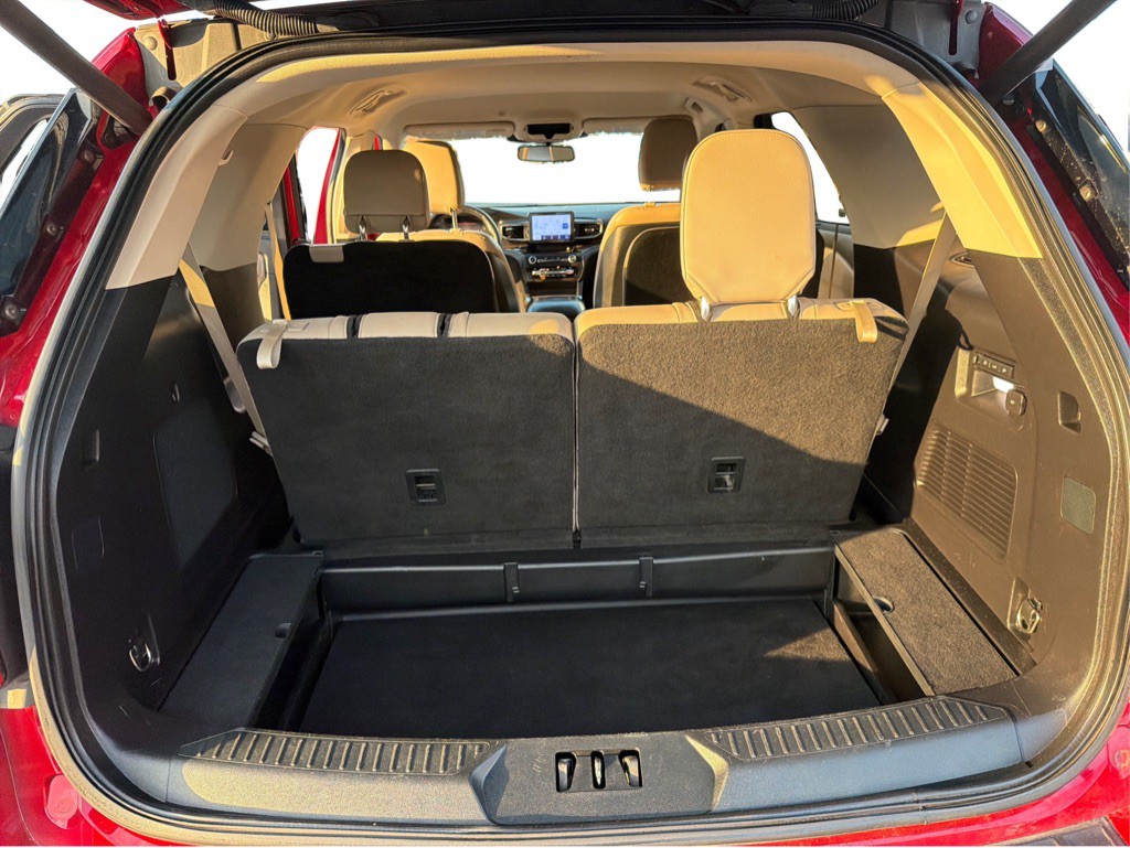 2020 Ford Explorer Image 9