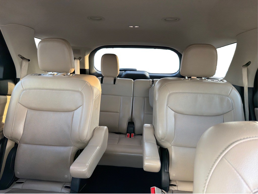 2020 Ford Explorer Image 10