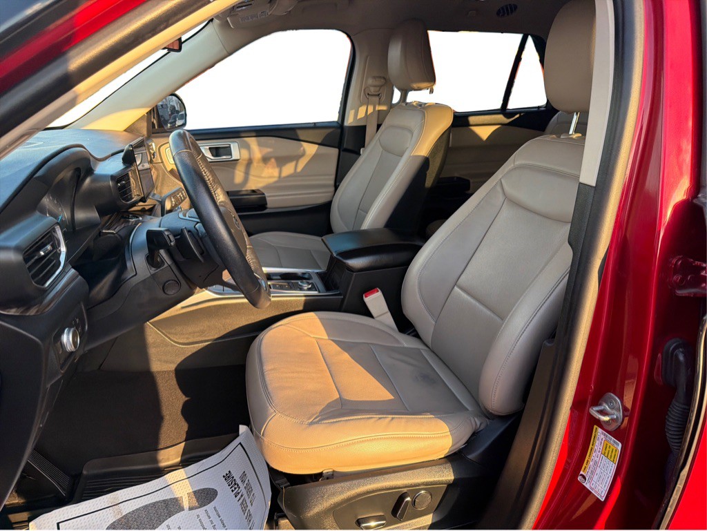 2020 Ford Explorer Image 14