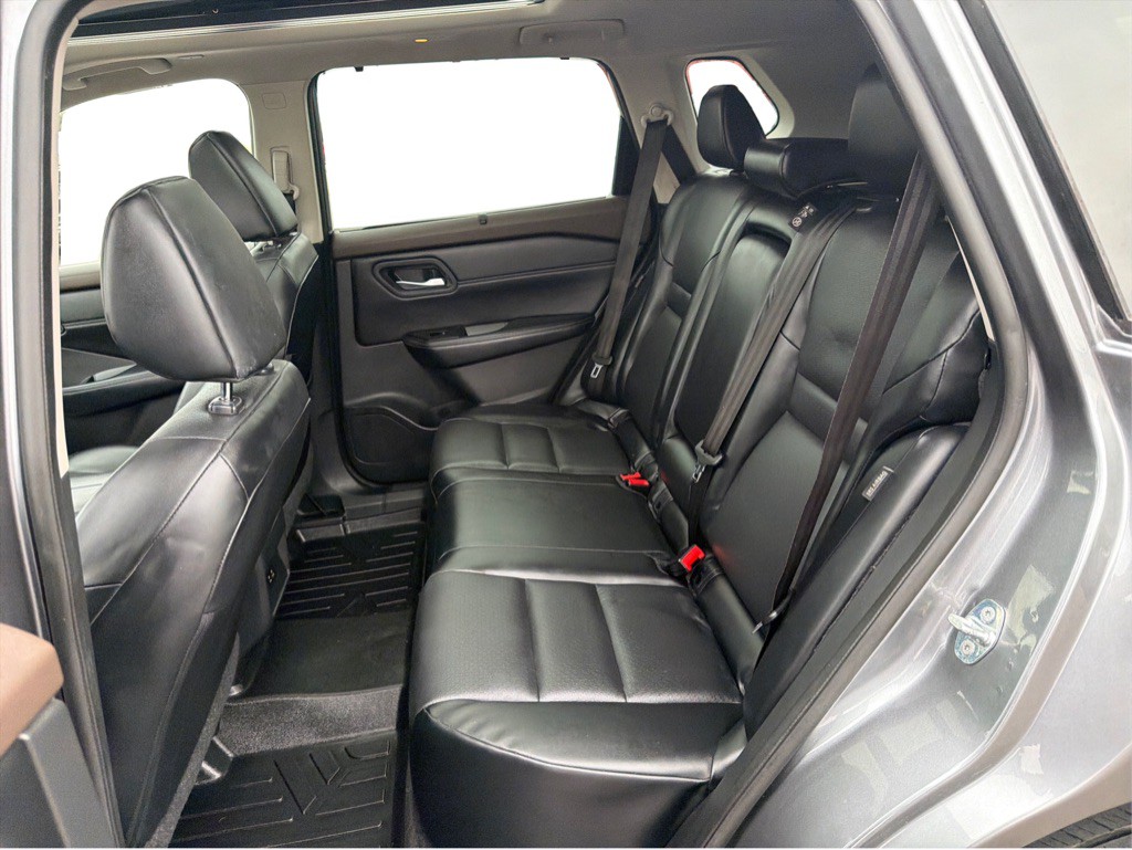 2023 Nissan Rogue Image 10