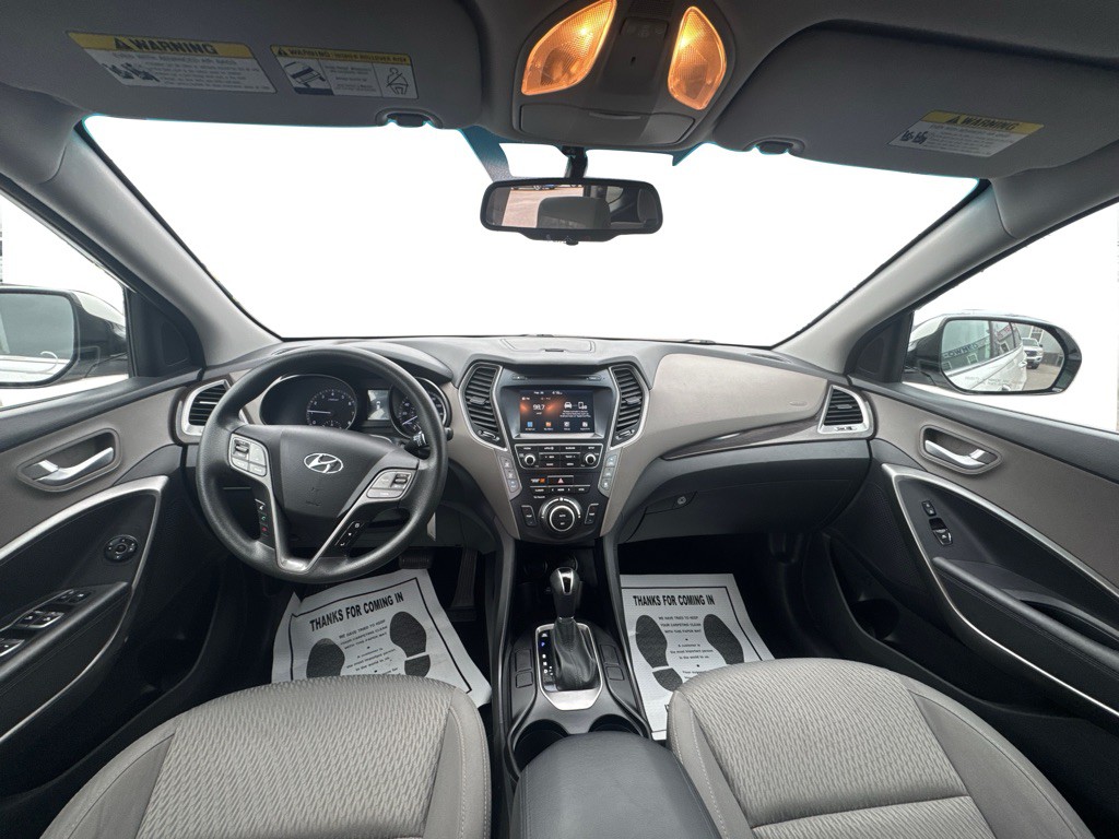 2018 Hyundai Santa Fe Image 9