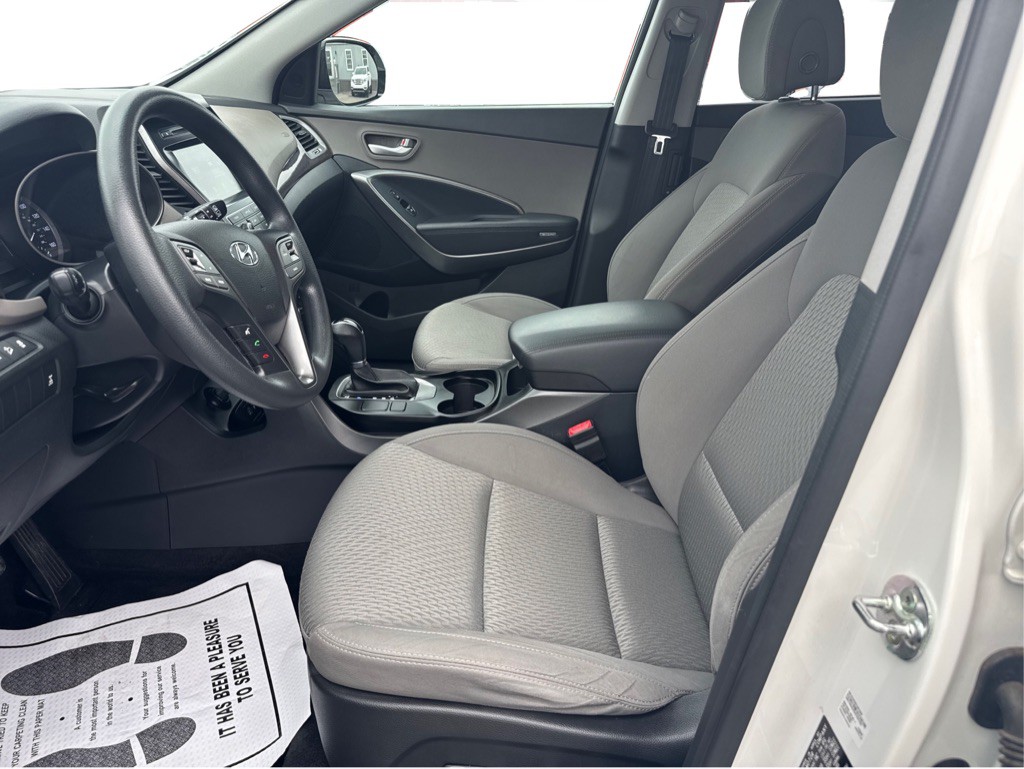 2018 Hyundai Santa Fe Image 12