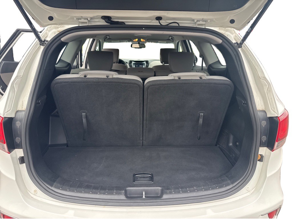 2018 Hyundai Santa Fe Image 14