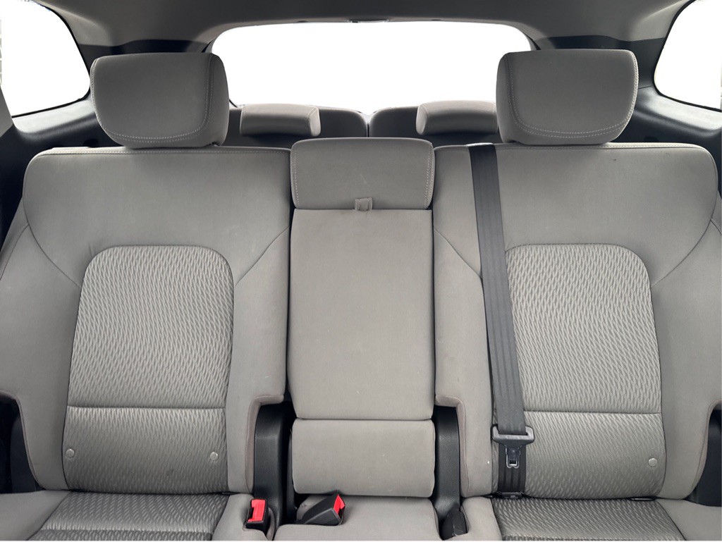 2018 Hyundai Santa Fe Image 18