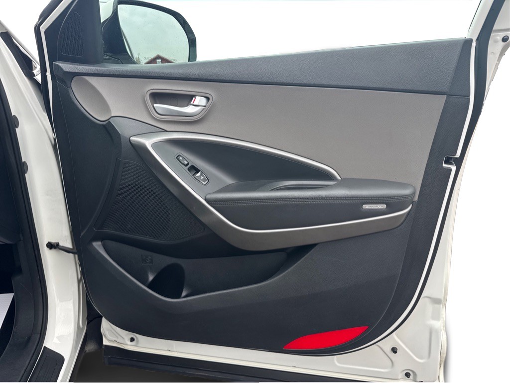 2018 Hyundai Santa Fe Image 25