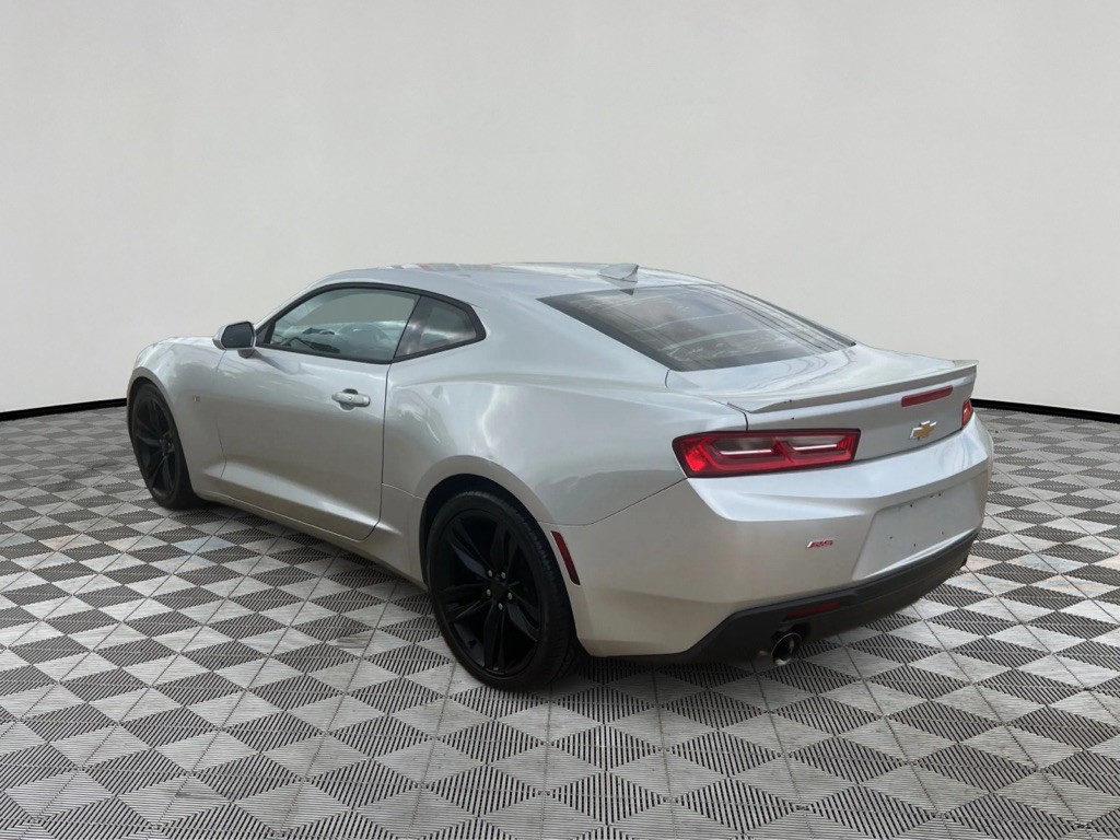 2016 Chevrolet Camaro Image 4