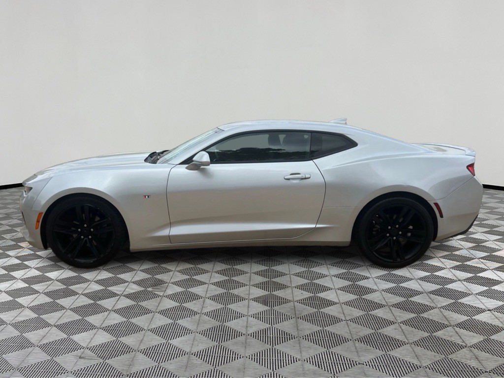 2016 Chevrolet Camaro Image 5