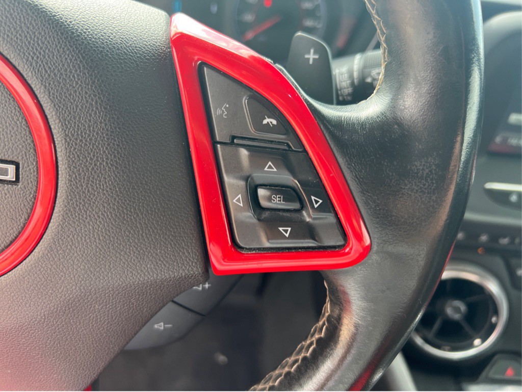 2016 Chevrolet Camaro Image 11