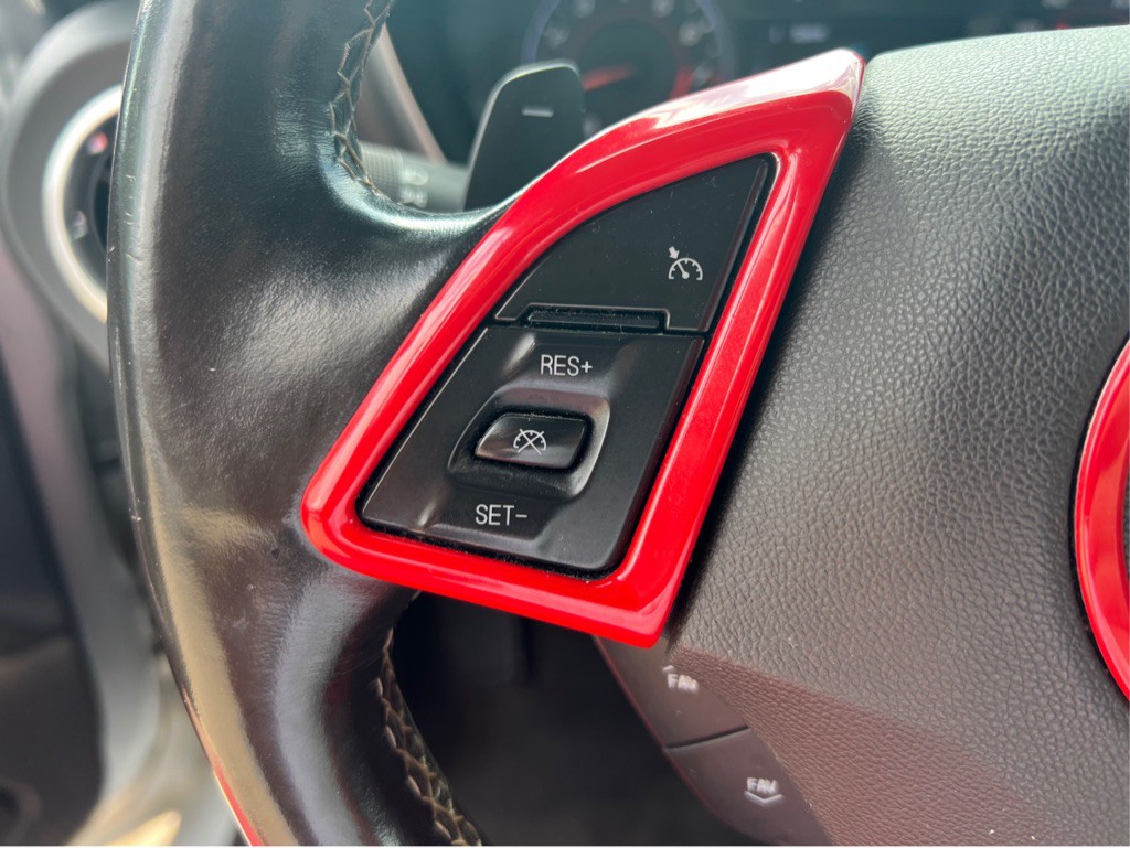 2016 Chevrolet Camaro Image 13